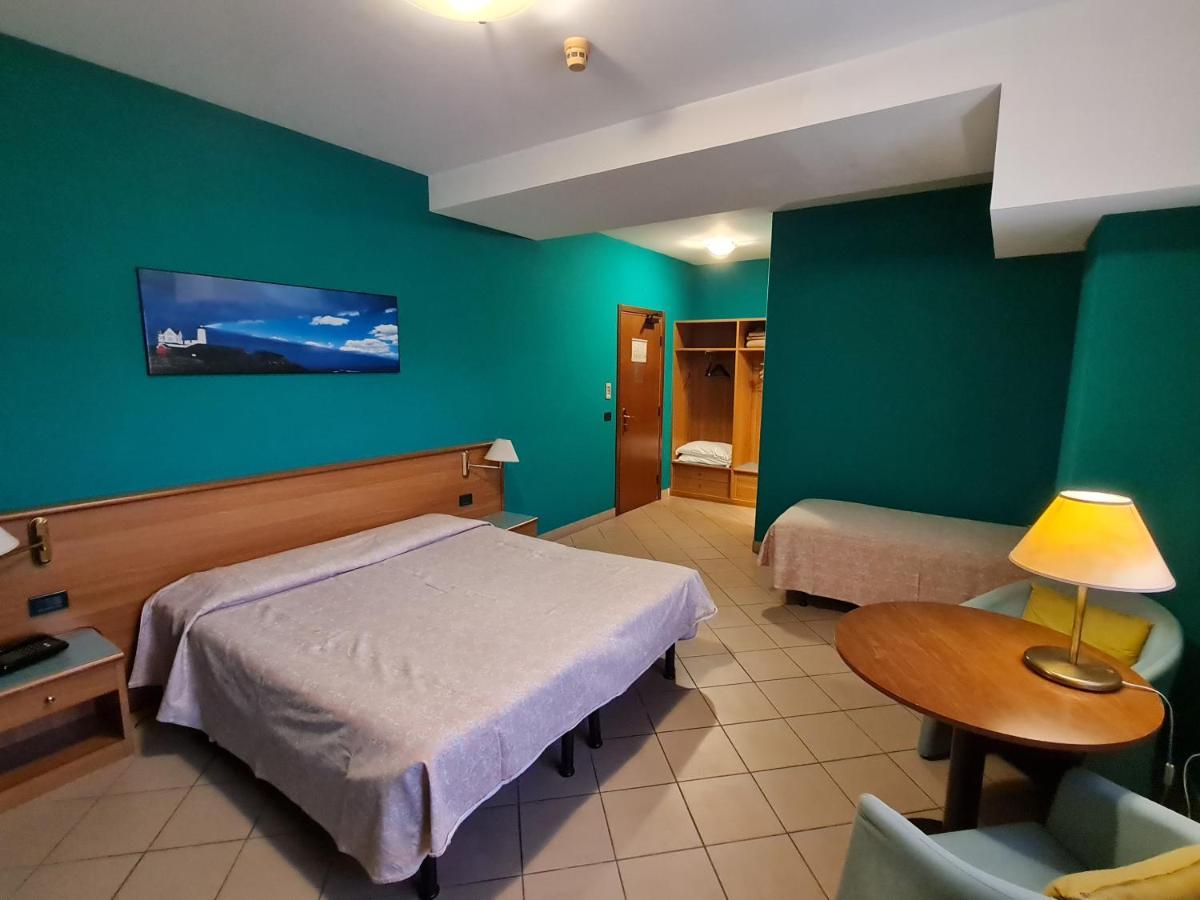 Modo Hotel Vercelli Ngoại thất bức ảnh