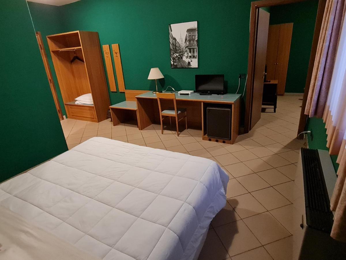 Modo Hotel Vercelli Ngoại thất bức ảnh