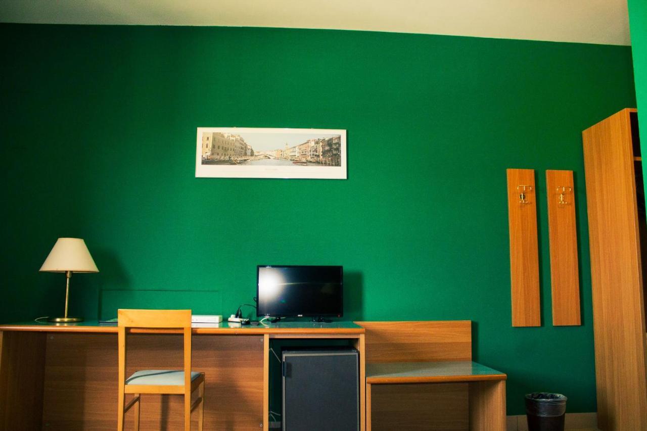 Modo Hotel Vercelli Ngoại thất bức ảnh