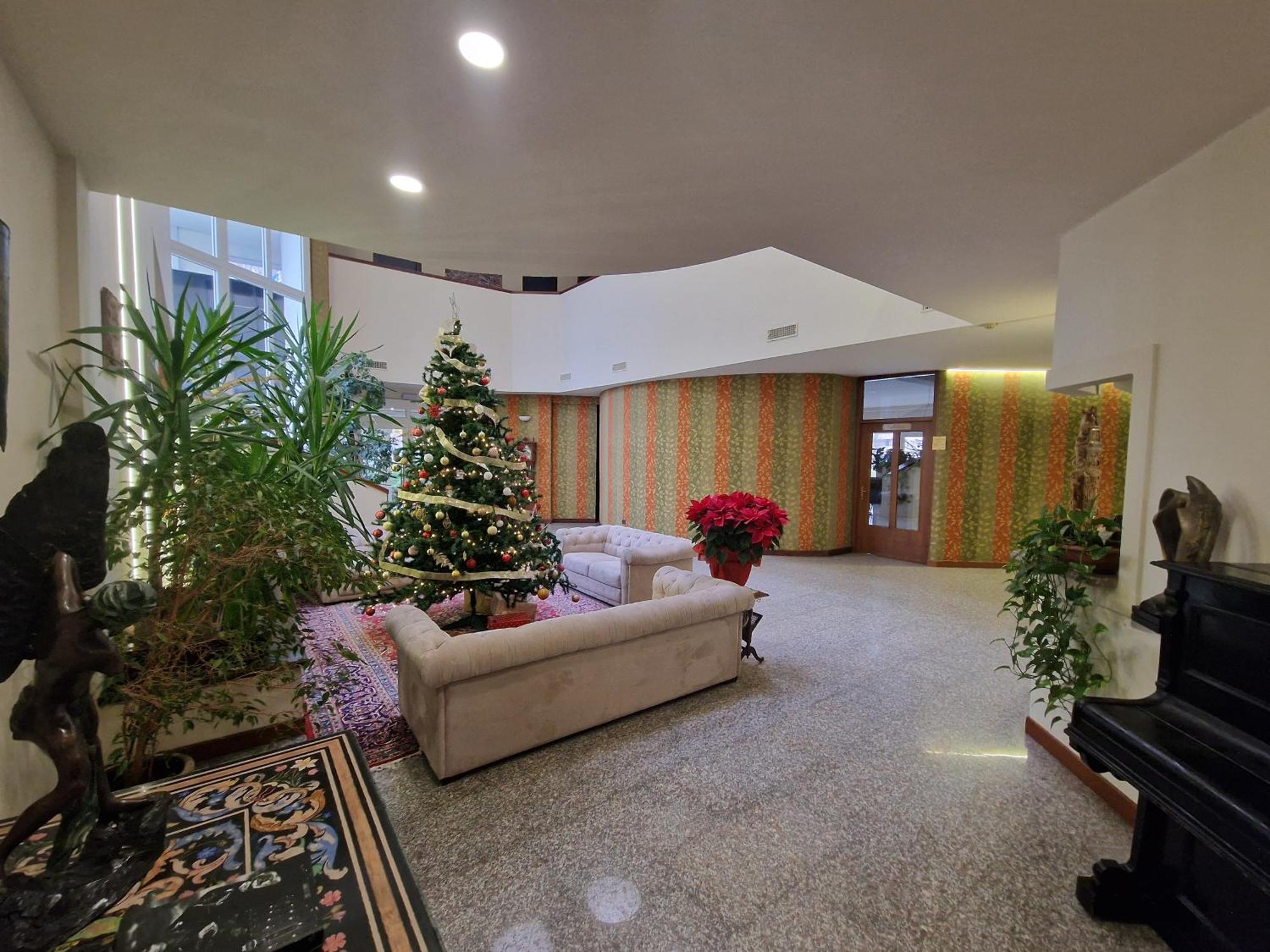 Modo Hotel Vercelli Ngoại thất bức ảnh