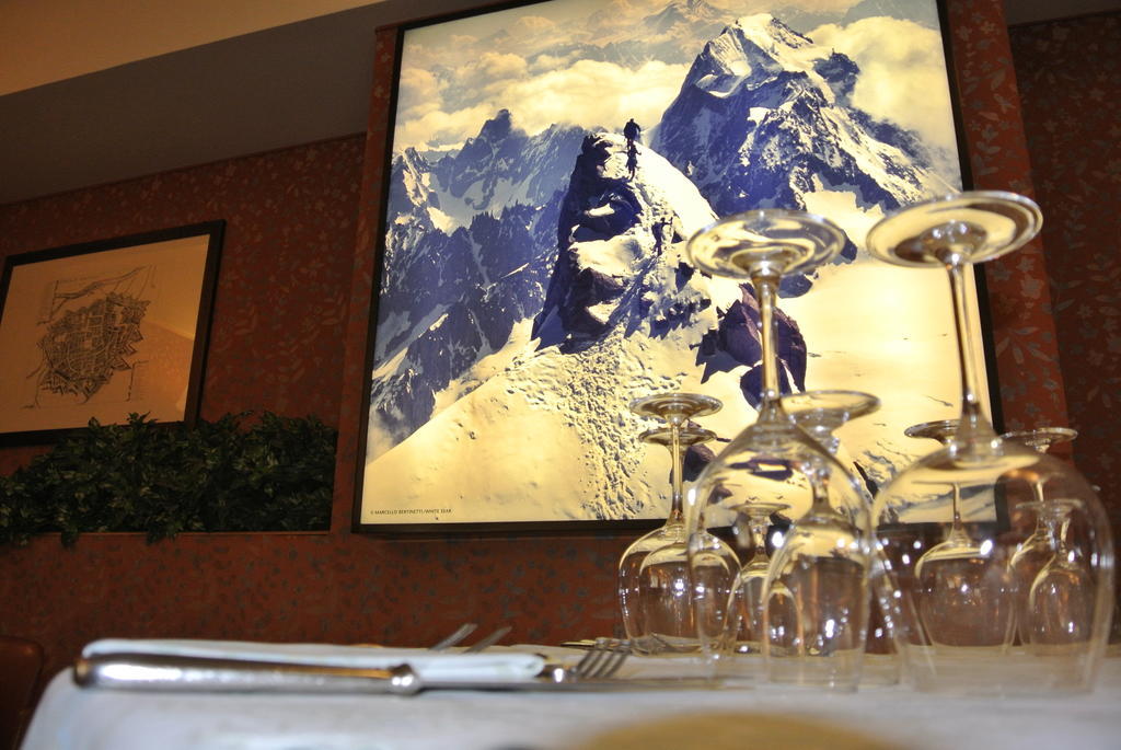Modo Hotel Vercelli Ngoại thất bức ảnh